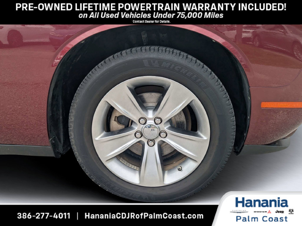 Used 2022 Dodge Challenger SXT RWD image 10