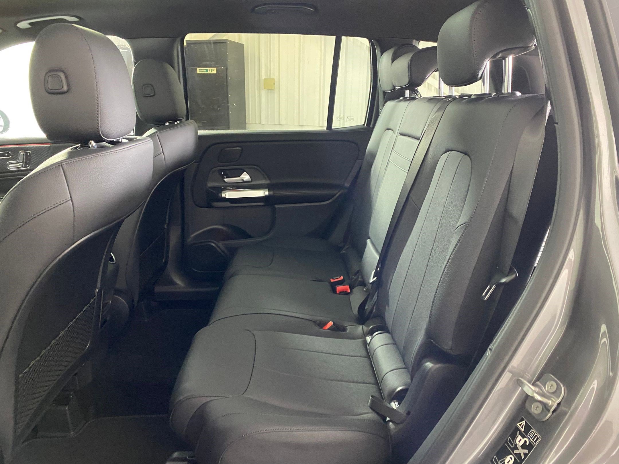 Used 2026 Mercedes-Benz GLB 250 4MATIC image 14