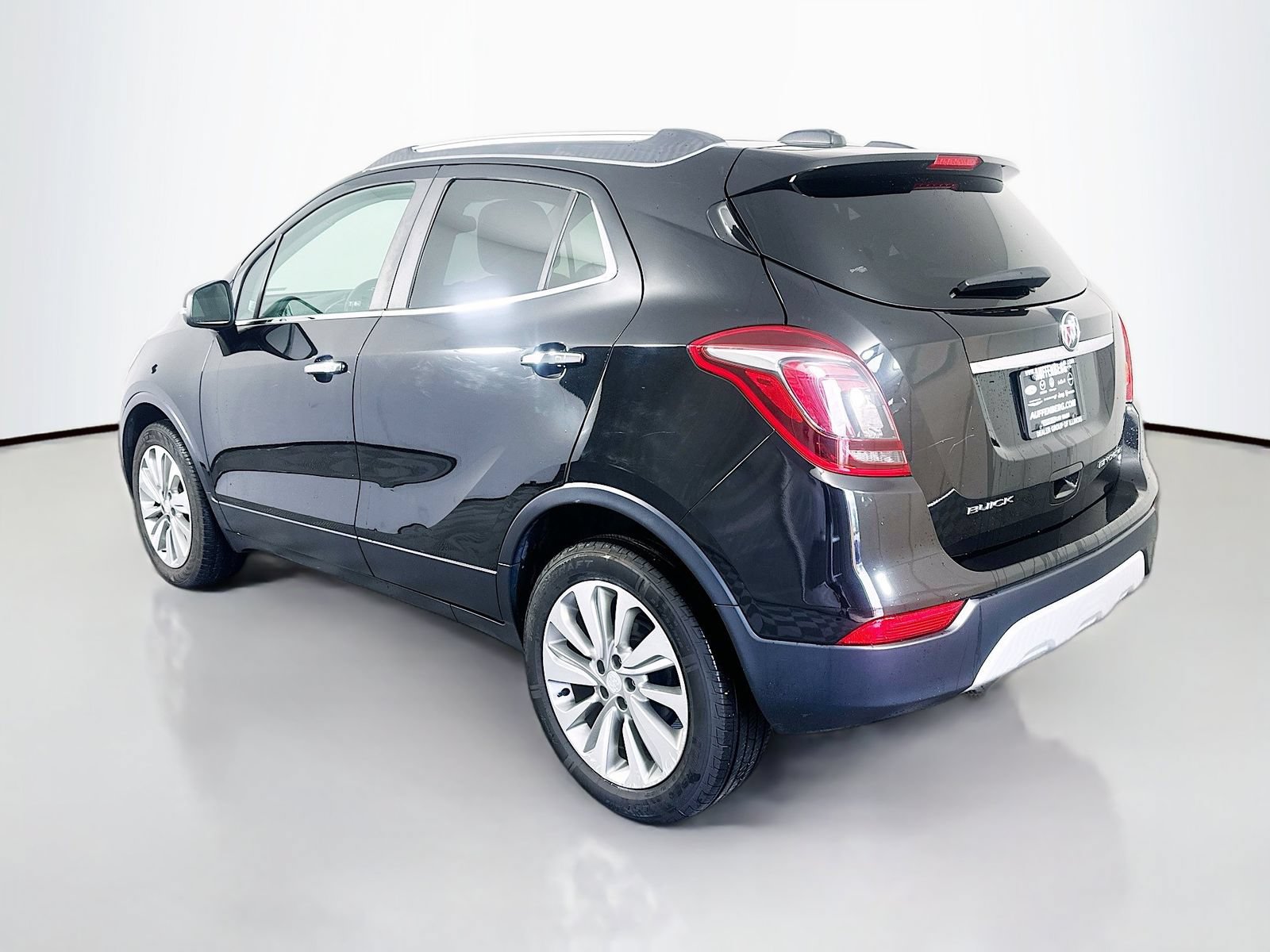 Used 2017 Buick Encore Preferred FWD image 5