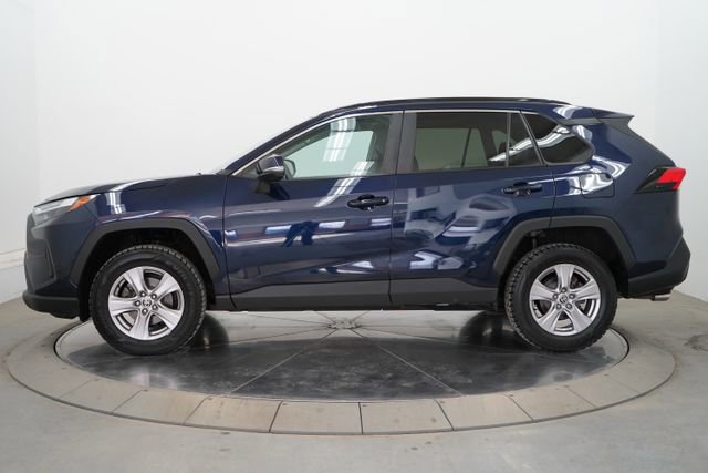 Used 2023 Toyota RAV4 XLE w/ Convenience Package image 4