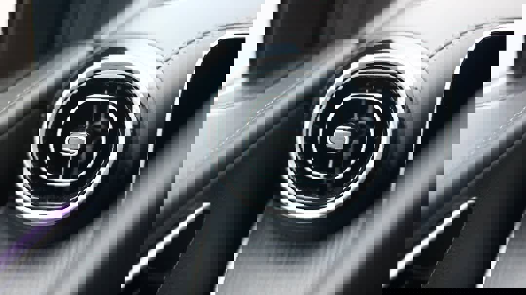 Certified 2025 Mercedes-Benz GLC 300 4MATIC image 27