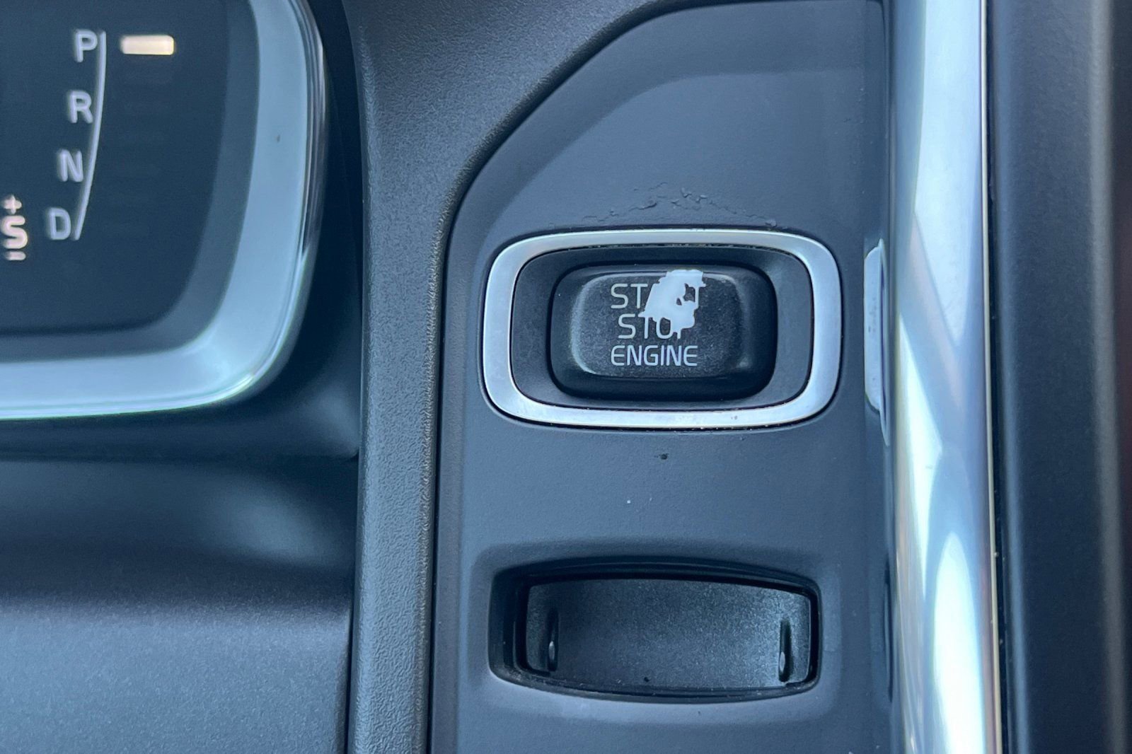 Used 2017 Volvo XC60 T5 Inscription w/ Advanced Package image 21