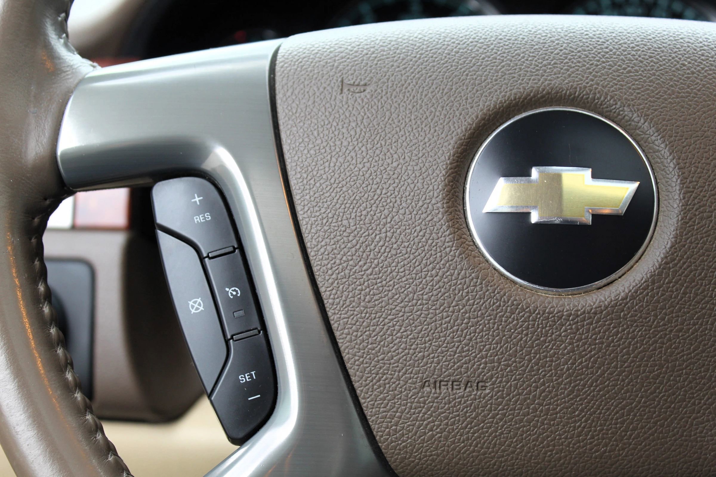 Used 2009 Chevrolet Tahoe LTZ AWD/4WD image 15