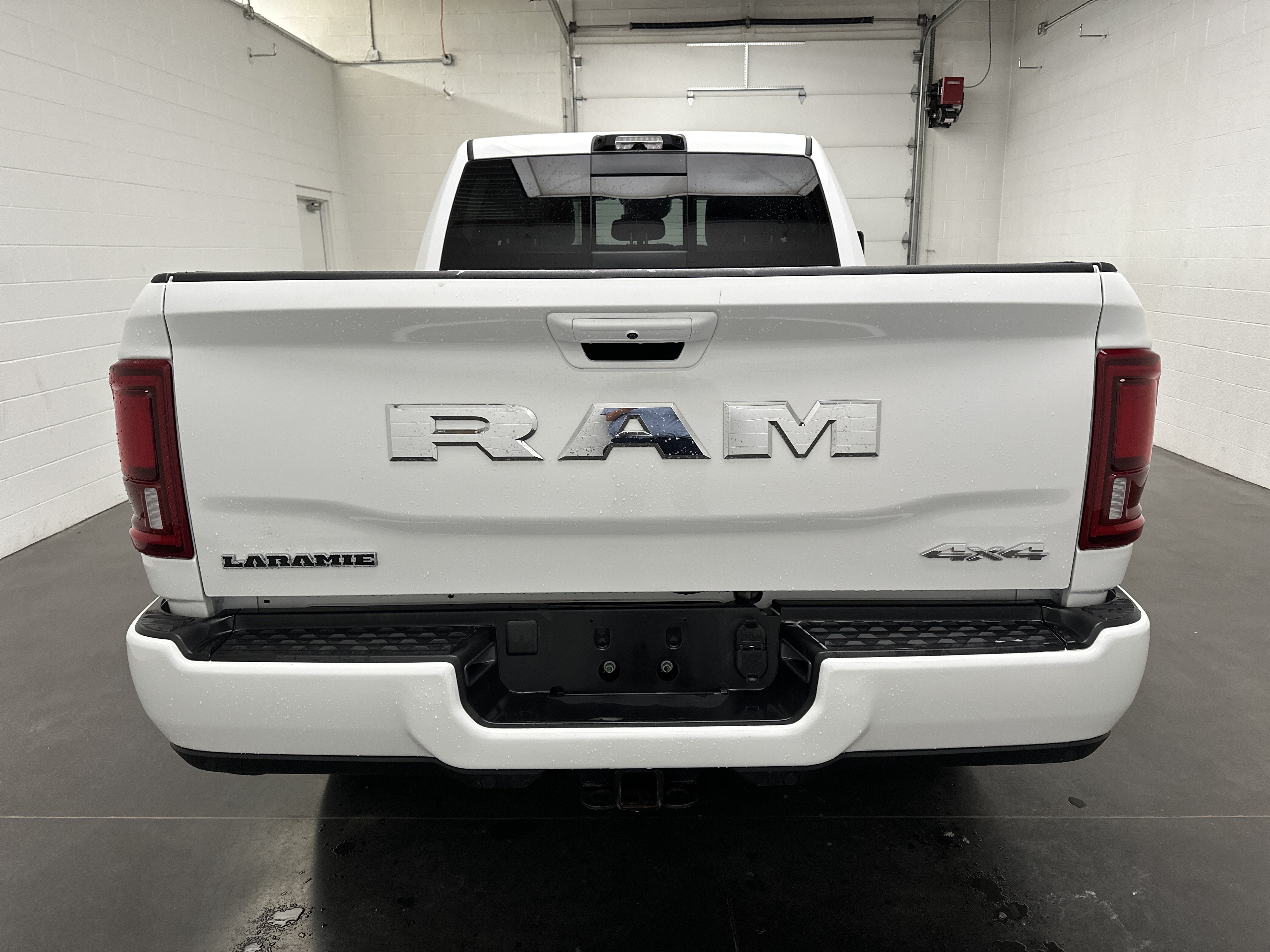 Used 2025 RAM 2500 Laramie AWD/4WD image 9