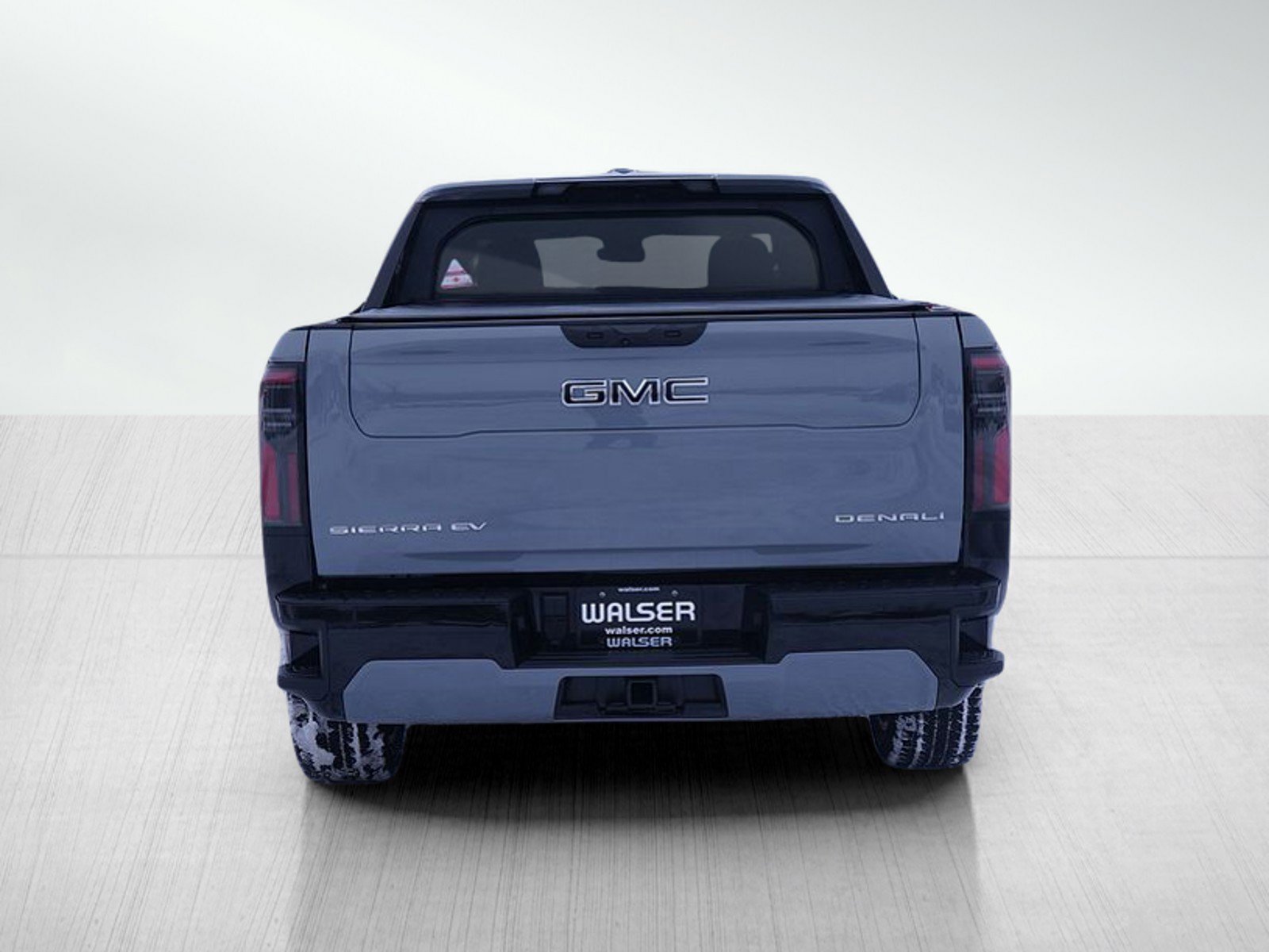 Used 2025 GMC Sierra EV Denali image 5