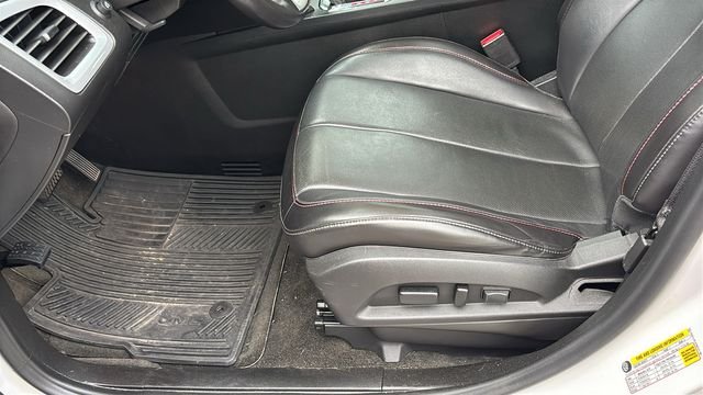 Used 2017 GMC Terrain SLT w/ Open Road Package FWD image 24