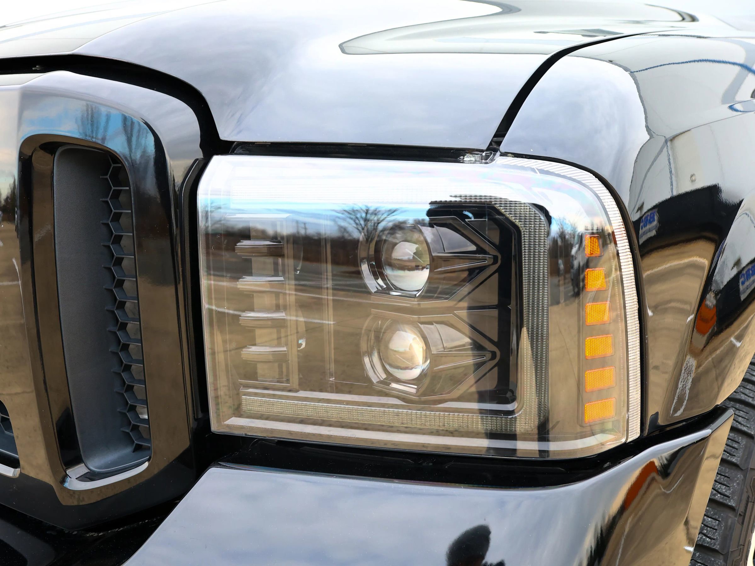 Used 2003 Ford F350 XLT image 23