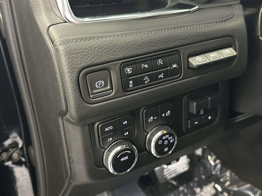 Certified 2024 GMC Yukon Denali w/ Advanced Technology Package image 25