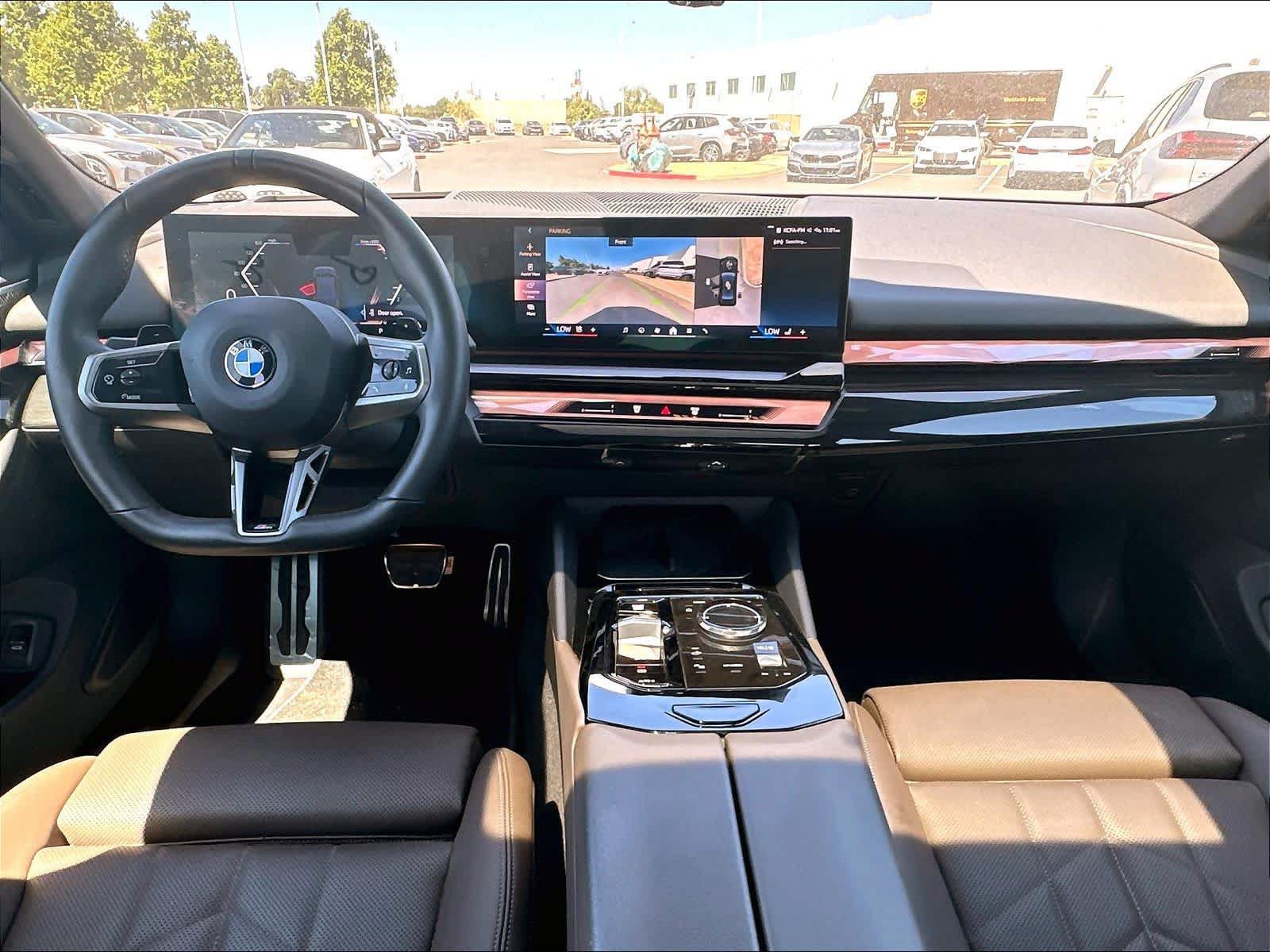 Used 2024 BMW 540i xDrive w/ Premium Package AWD/4WD image 10