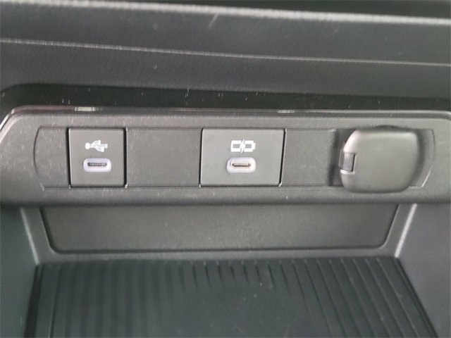 Used 2023 Toyota Prius Prime SE image 29