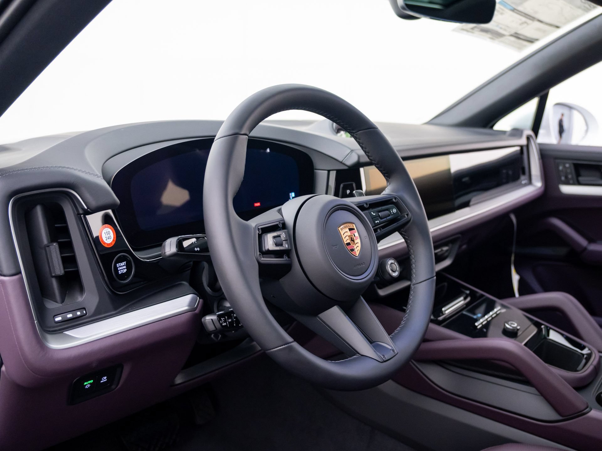 New 2026 Porsche Cayenne Coupe AWD/4WD image 4