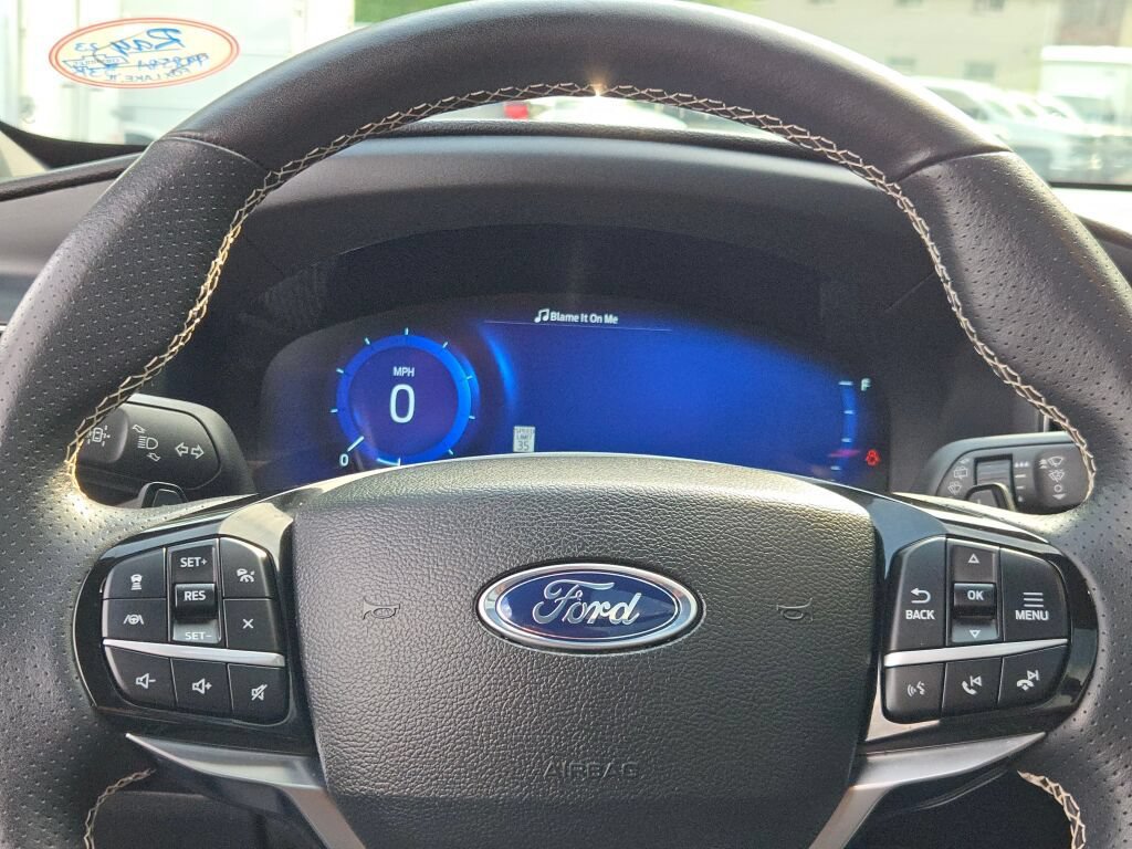 Used 2023 Ford Explorer ST w/ Equipment Group 401A AWD/4WD image 36