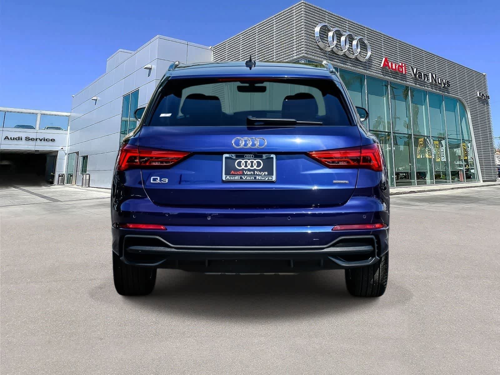 Used 2025 Audi Q3 2.0T Premium w/ Convenience Package AWD/4WD video 3