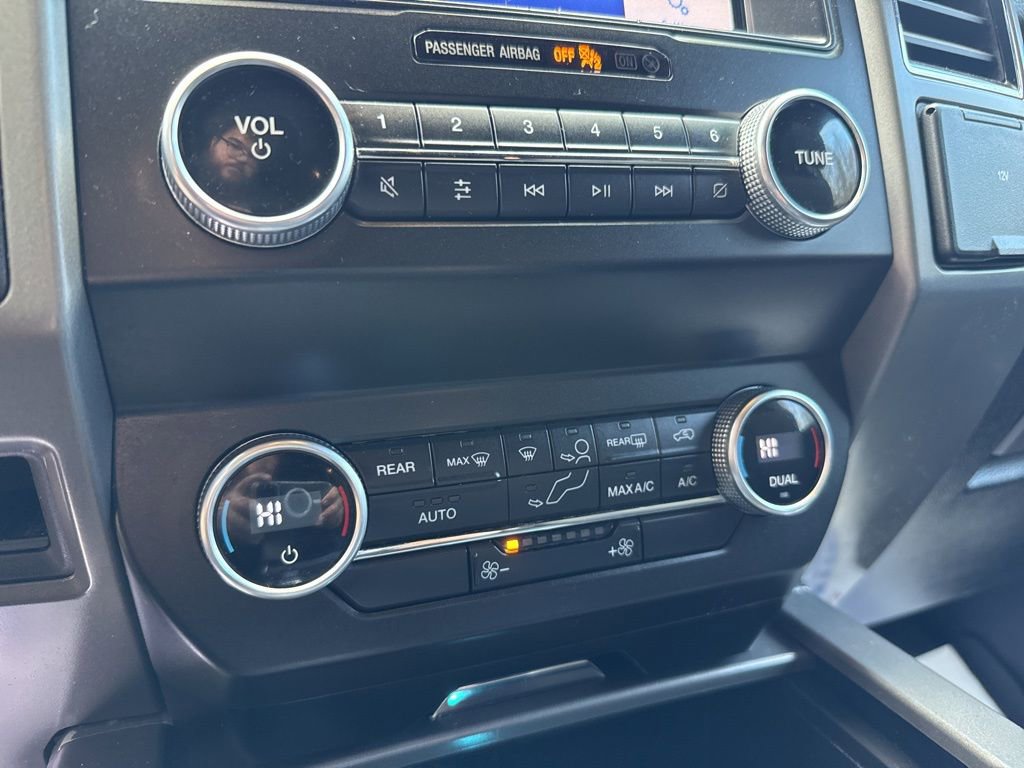 Used 2021 Ford Expedition XLT AWD/4WD image 28