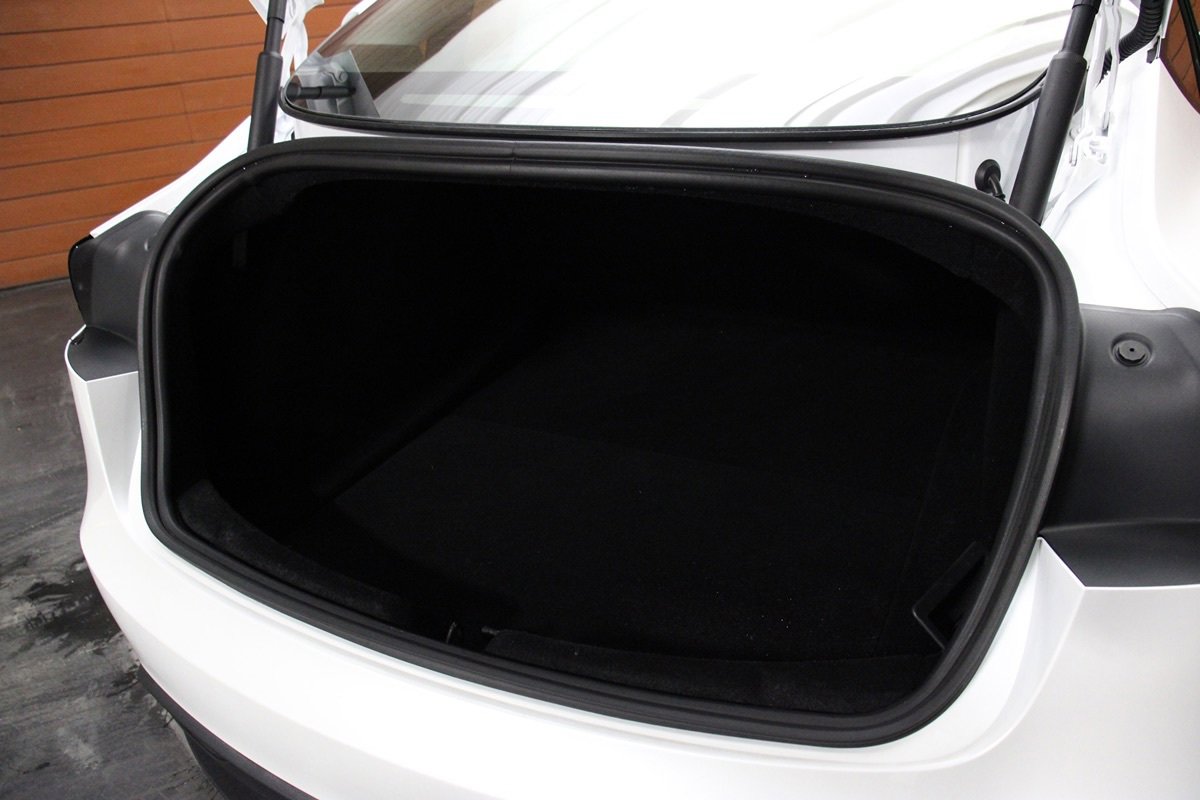 Used 2024 Tesla Model 3 Long Range RWD image 11