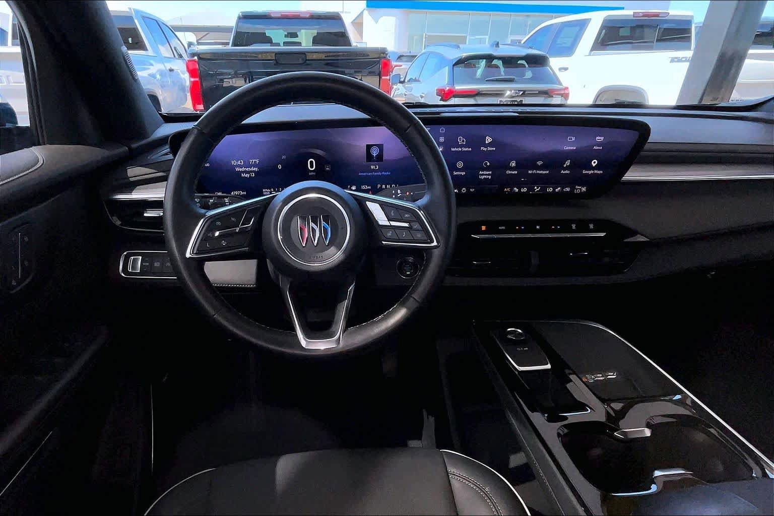 Used 2025 Buick Enclave Preferred w/ Power Package FWD image 6