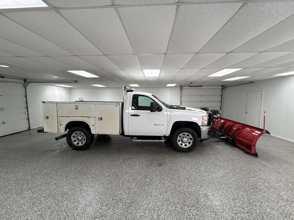 Used 2012 Chevrolet Silverado 3500 W/T w/ Snow Plow Prep Package image 9