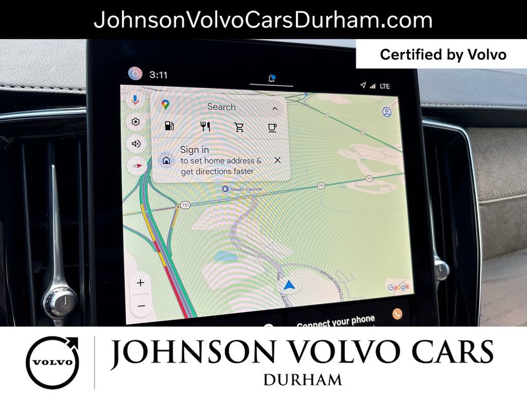Certified 2025 Volvo XC90 B5 Plus AWD/4WD image 21
