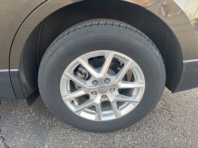 Used 2023 Chevrolet Equinox LT image 25