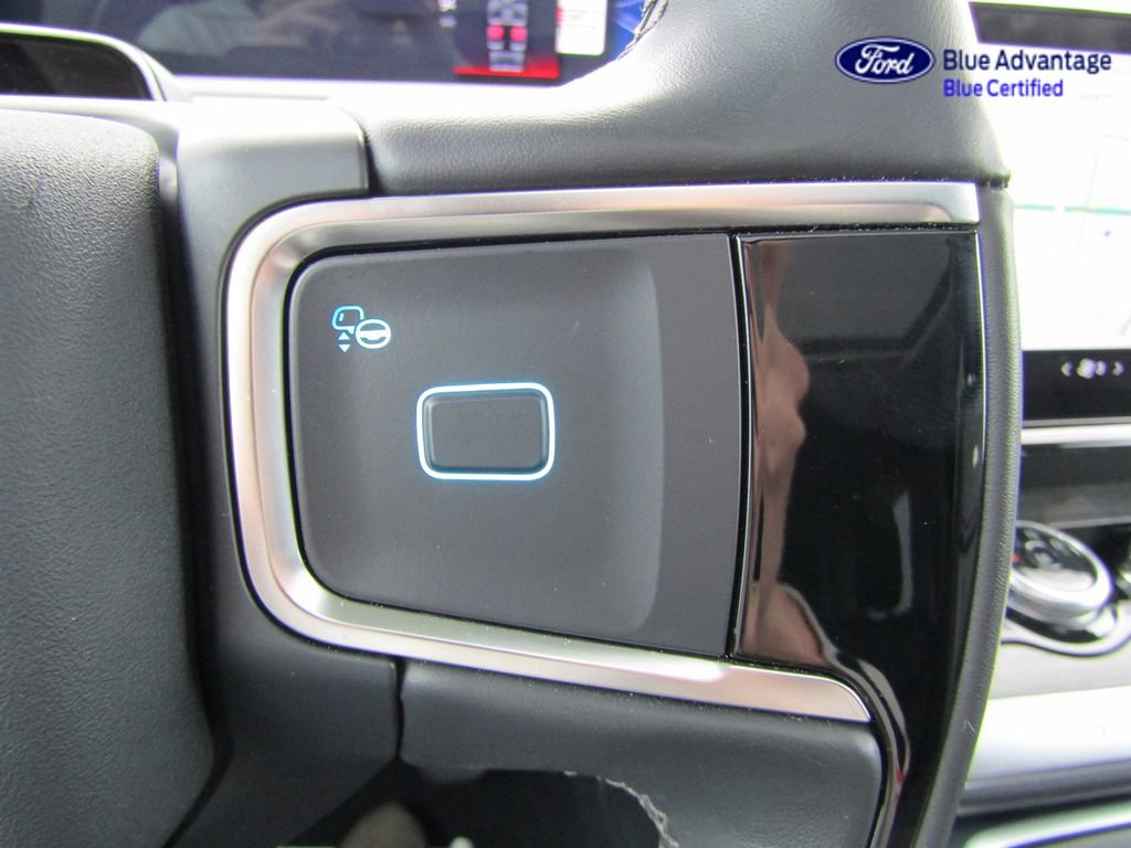 Certified 2025 Ford Expedition Platinum AWD/4WD image 43