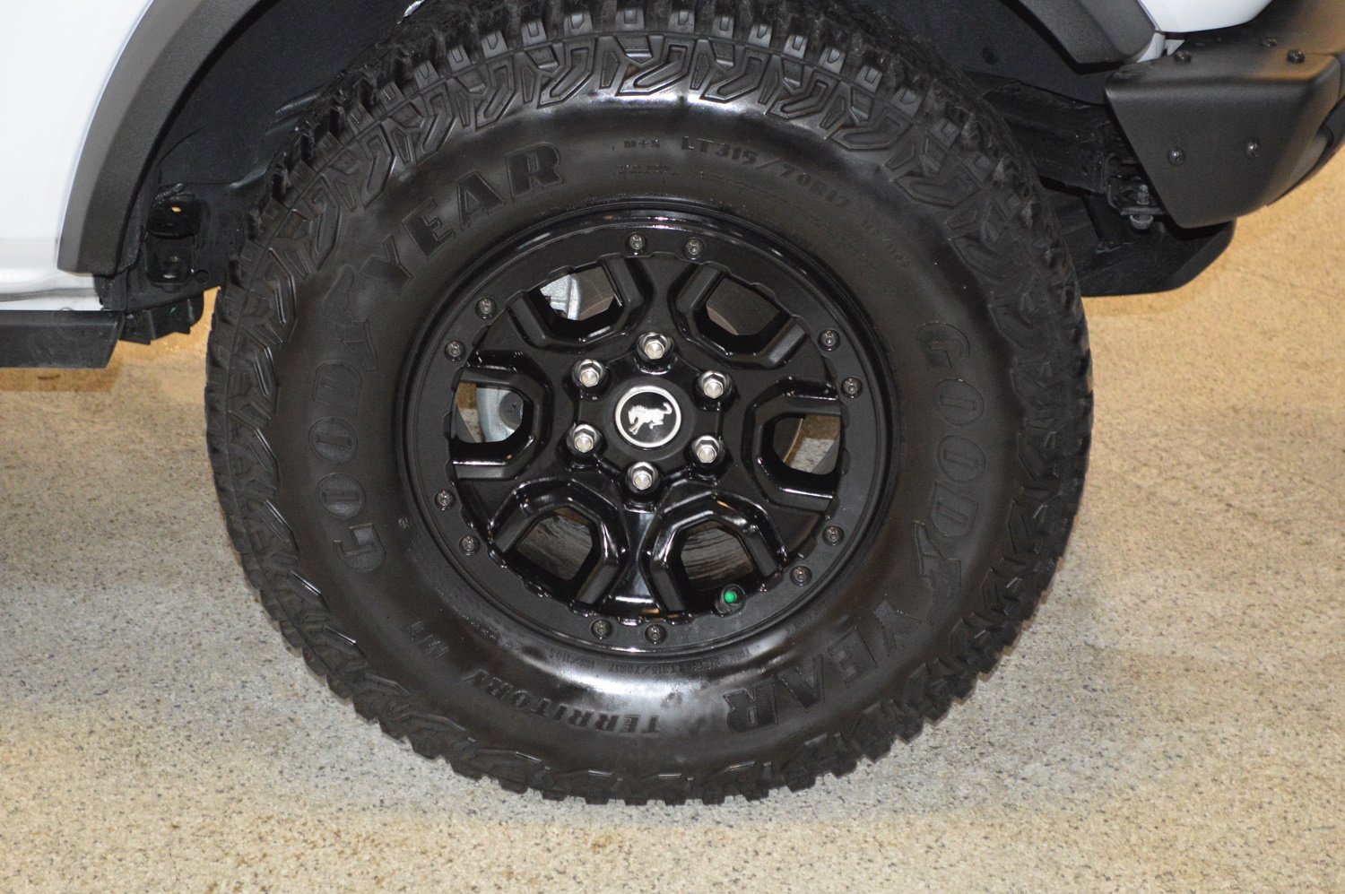 Used 2023 Ford Bronco Wildtrak image 9