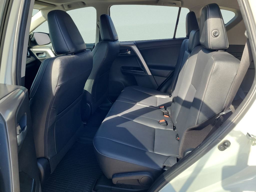 Used 2018 Toyota RAV4 Limited image 21