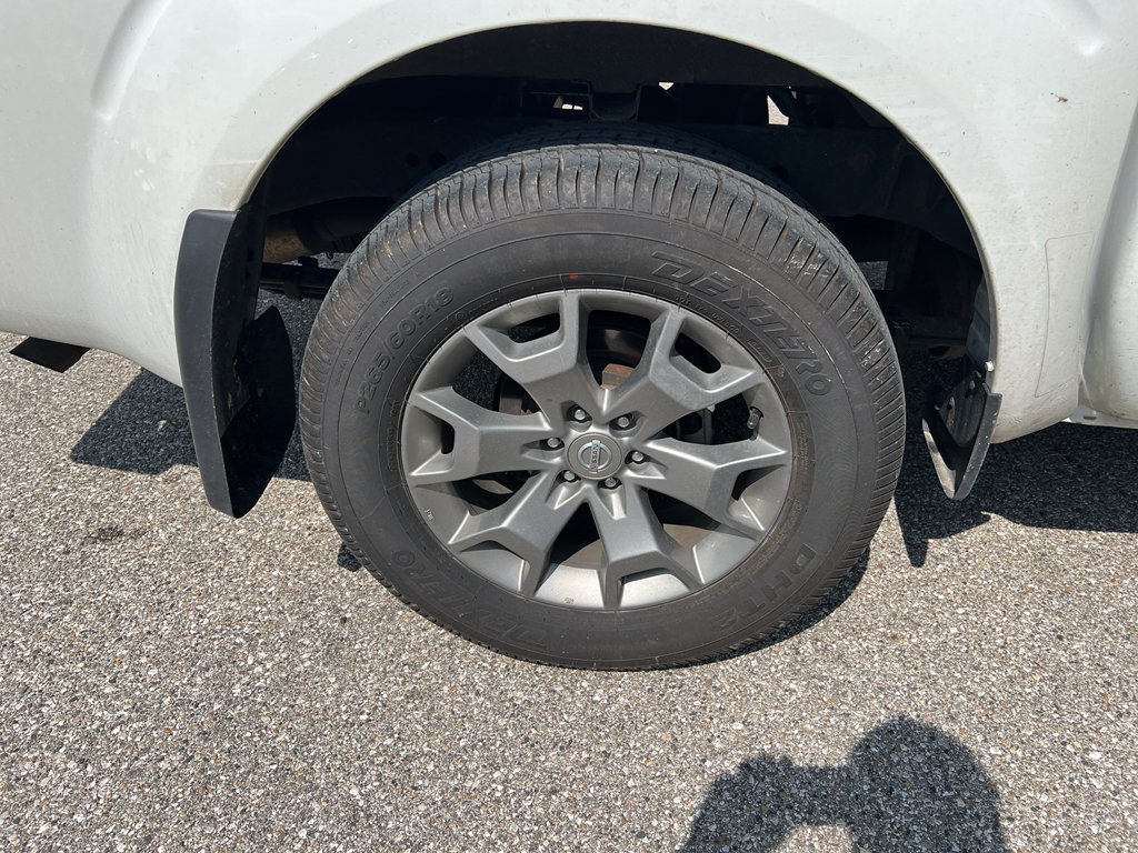 Used 2020 Nissan Frontier SV AWD/4WD image 10