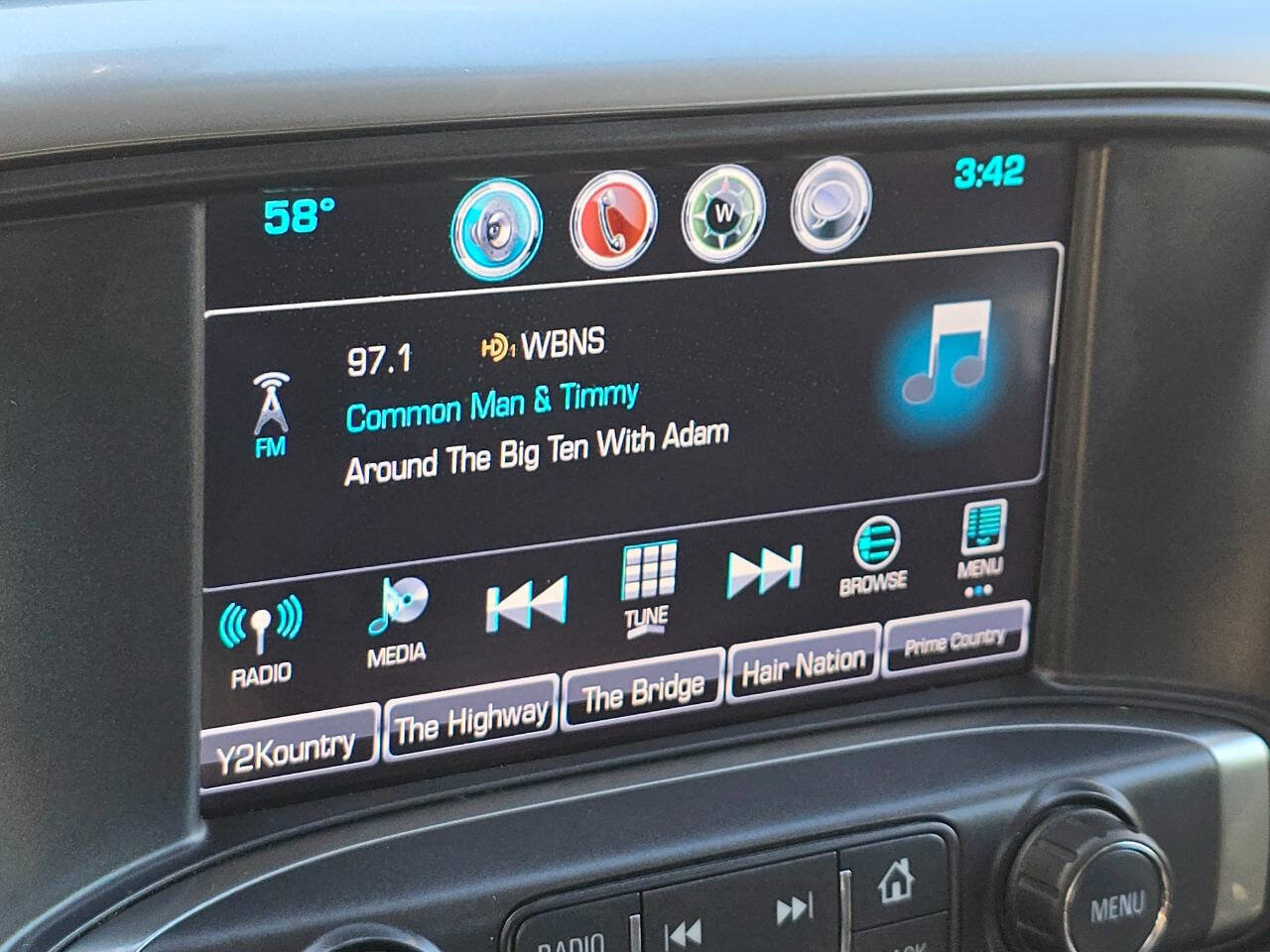 Used 2017 Chevrolet Silverado 1500 LT w/ All Star Edition image 9