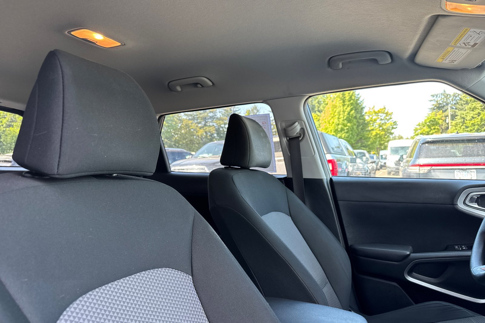 Used 2023 Kia Soul S FWD image 17
