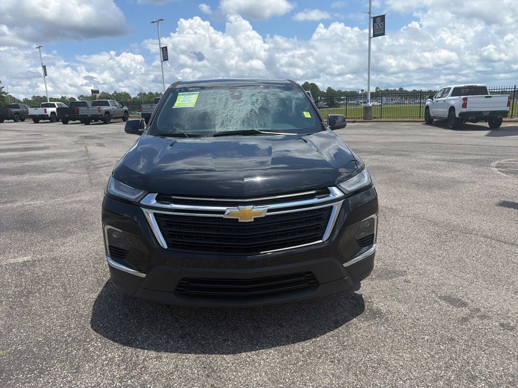 Used 2024 Chevrolet Traverse LS FWD image 8