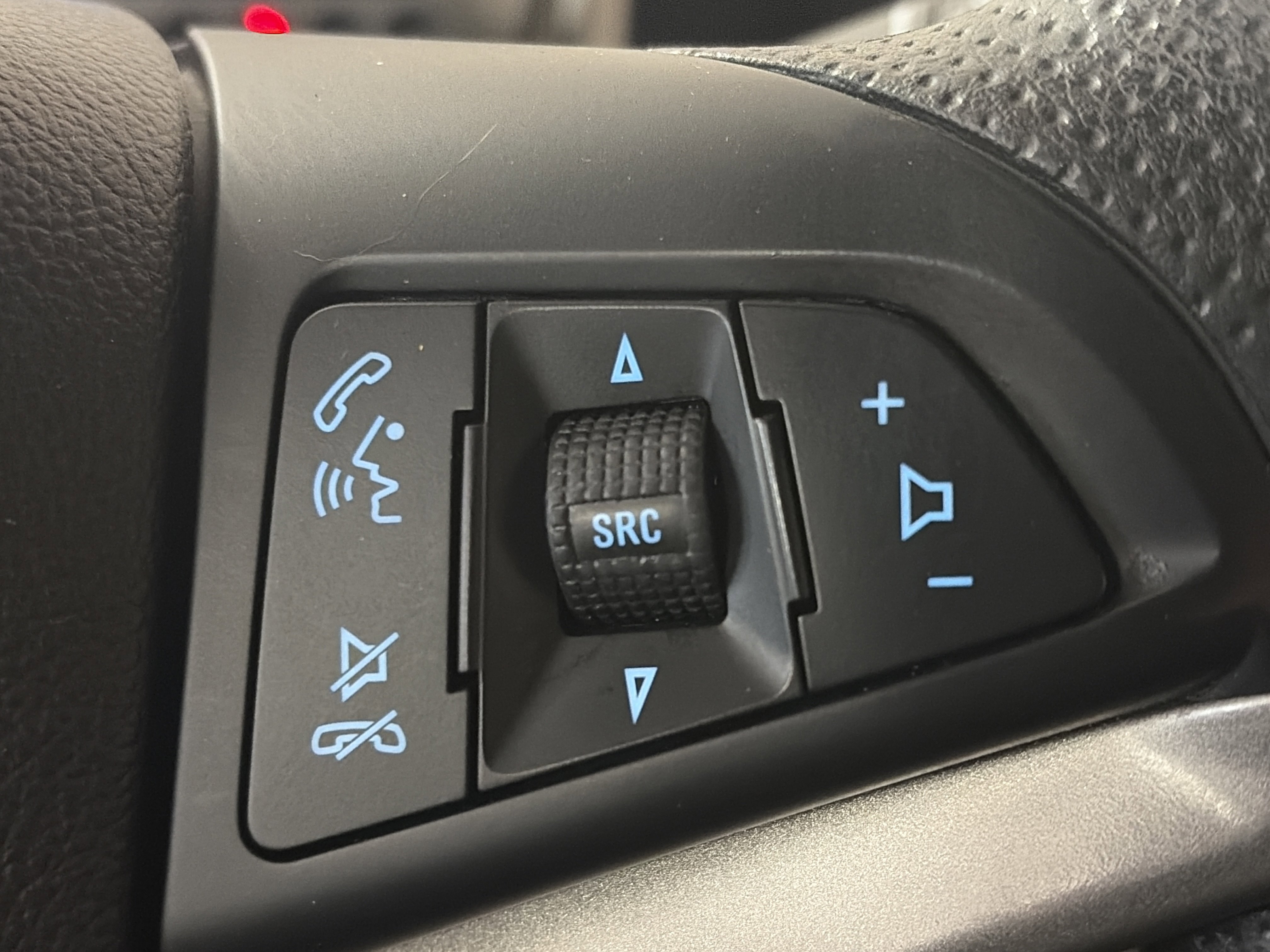 Used 2015 Chevrolet Sonic LT image 18