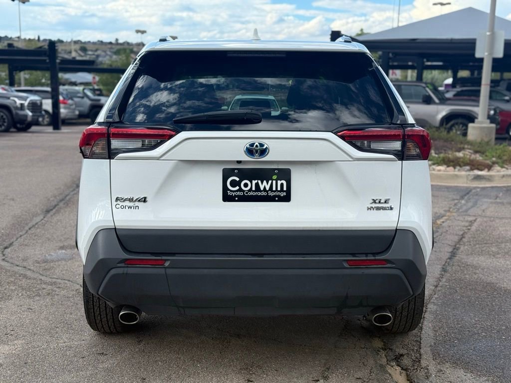 Used 2024 Toyota RAV4 XLE image 10