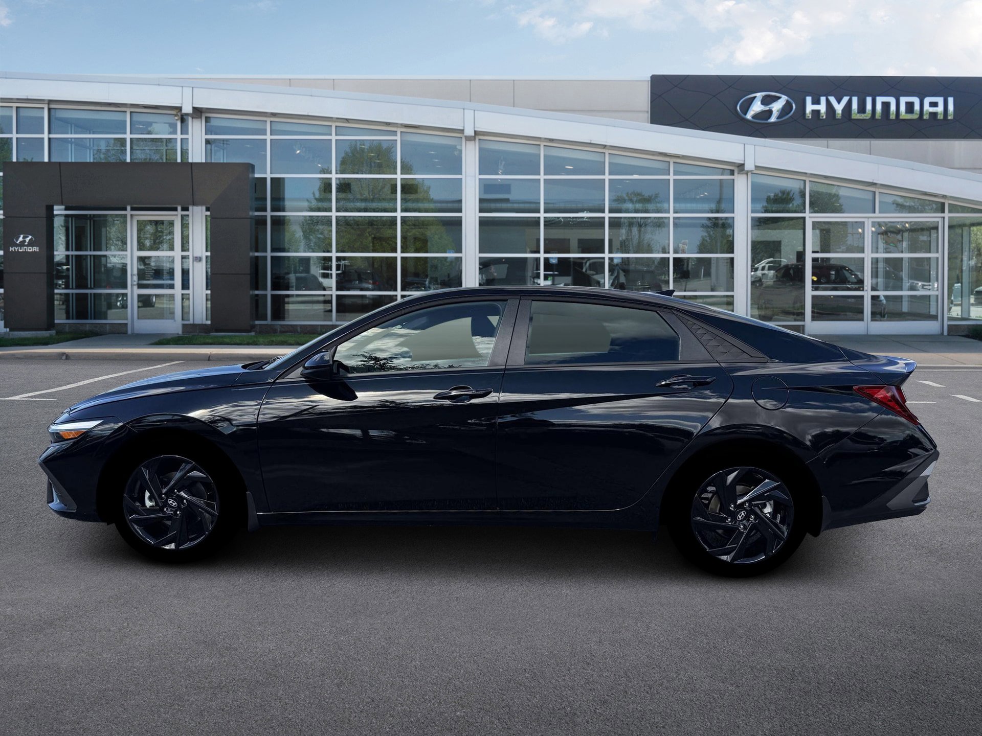 New 2026 Hyundai Elantra Sport FWD image 3