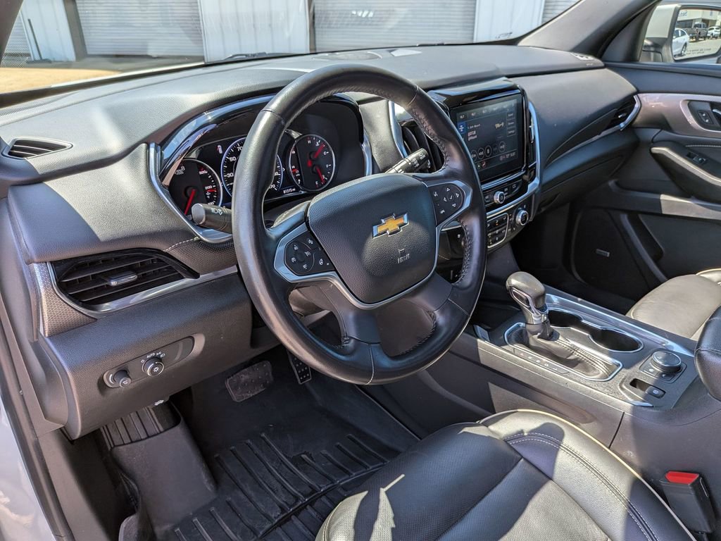 Used 2022 Chevrolet Traverse Premier AWD/4WD image 33