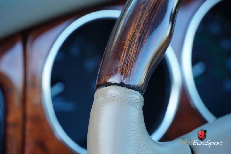 Used 2003 Jaguar XK8 Convertible image 21