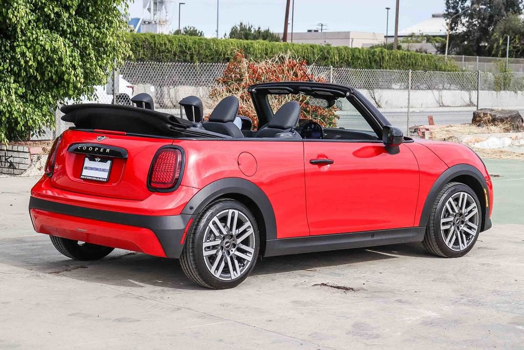 Used 2026 MINI Cooper Convertible FWD image 16