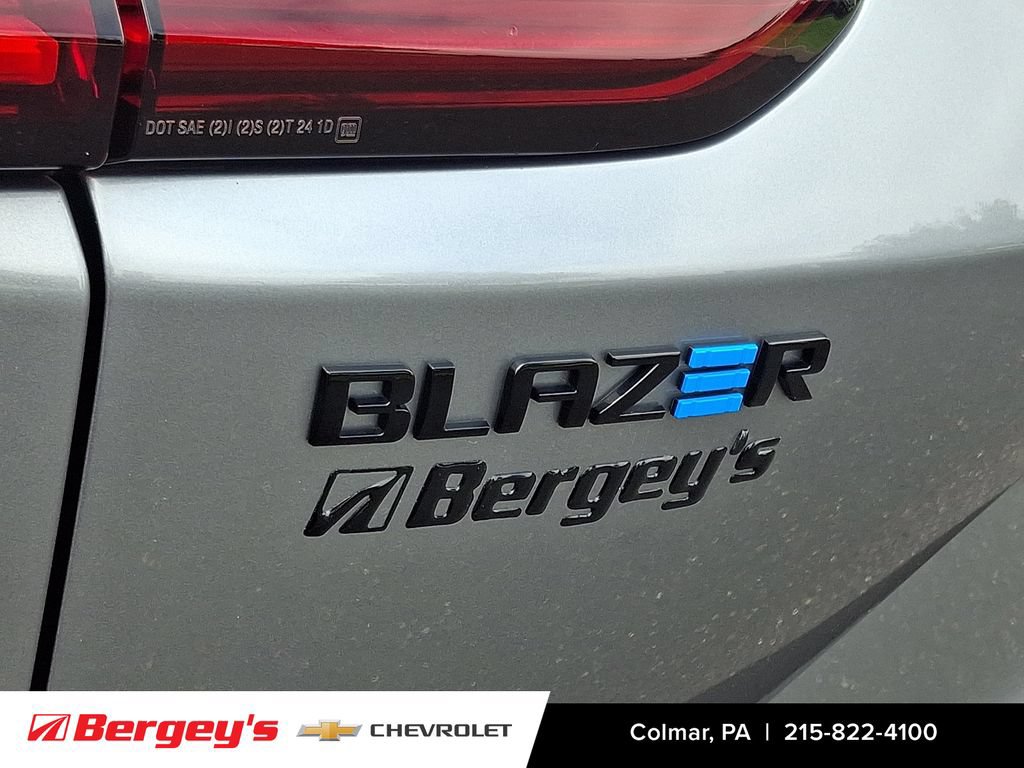 Certified 2024 Chevrolet Blazer EV RS AWD/4WD image 31