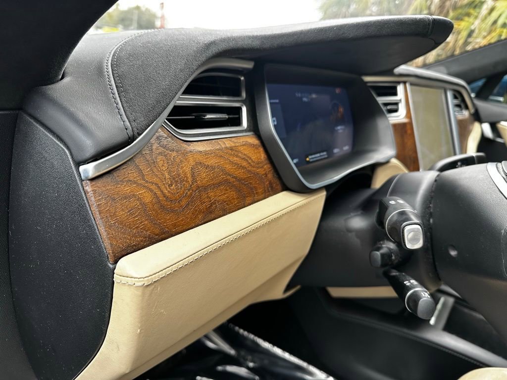 Used 2016 Tesla Model S 75D image 22