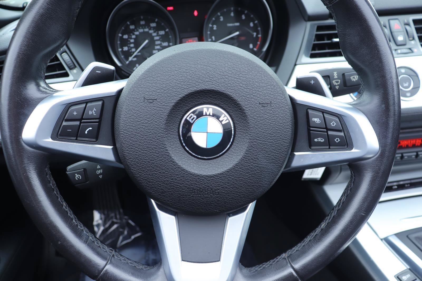 Used 2016 BMW Z4 sDrive30i RWD image 22