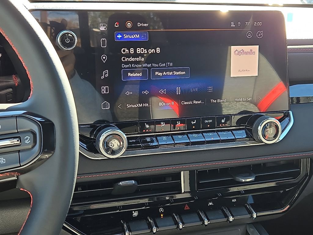 Used 2024 Chevrolet Colorado Z71 w/ Z71 Convenience Package 2 image 23