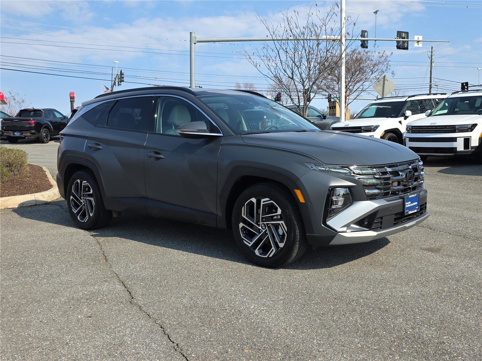 Certified 2025 Hyundai Tucson Limited image 2