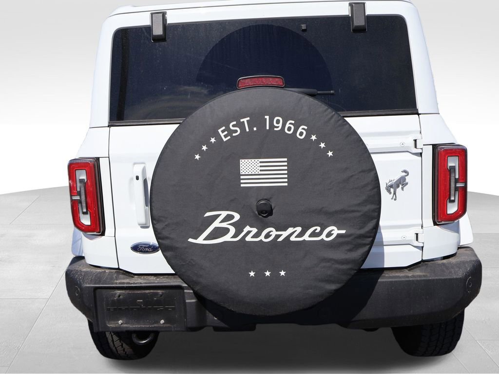 Used 2025 Ford Bronco Outer Banks AWD/4WD image 13