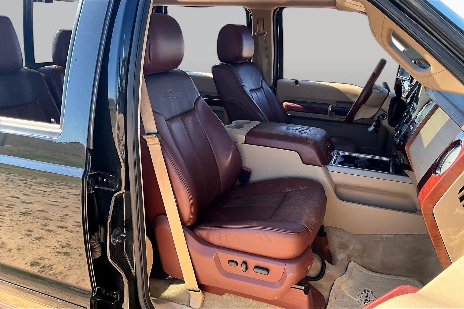 Used 2013 Ford F250 King Ranch w/ FX4 Off Road Pkg AWD/4WD image 8