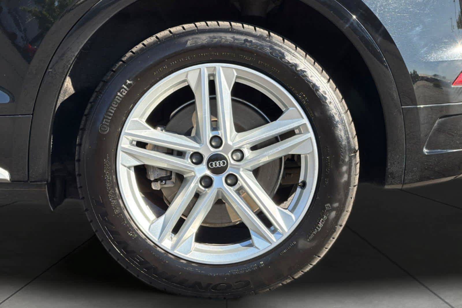 Used 2021 Audi Q5 e Premium Plus w/ Premium Plus Package AWD/4WD image 11