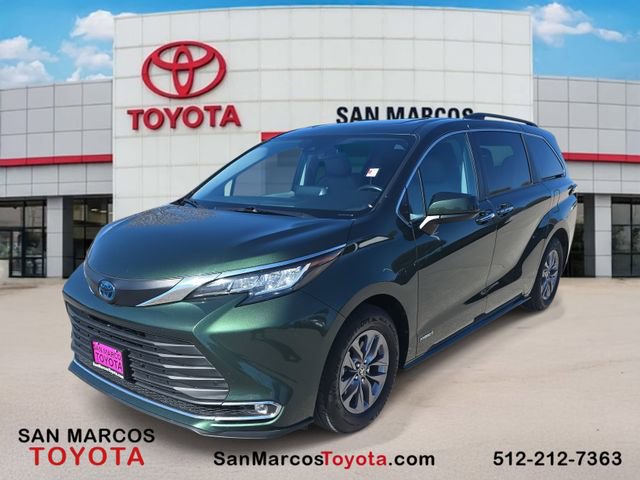 Used 2021 Toyota Sienna XLE