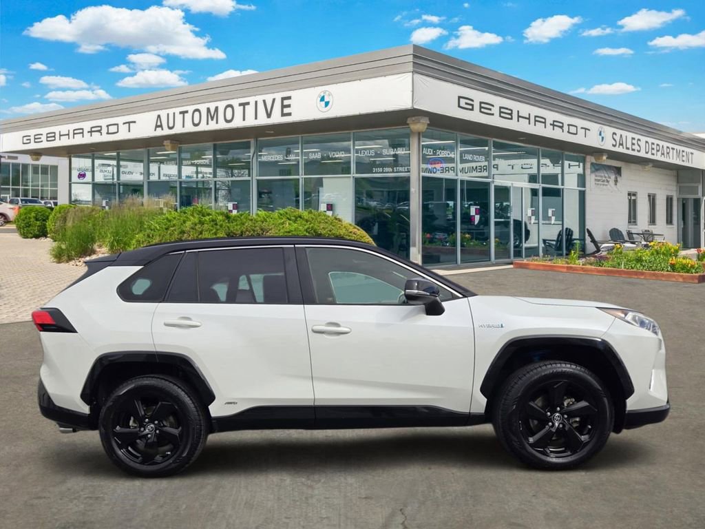 Used 2019 Toyota RAV4 XSE w/ All Weather Liner Package AWD/4WD image 4