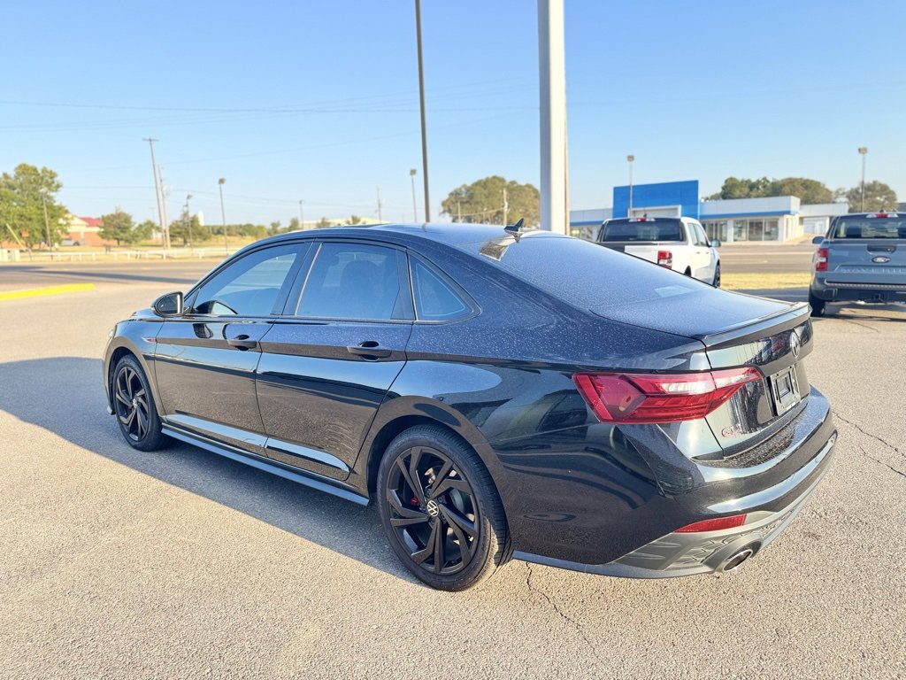 Used 2024 Volkswagen Jetta GLI Autobahn w/ GLI Black Package image 9