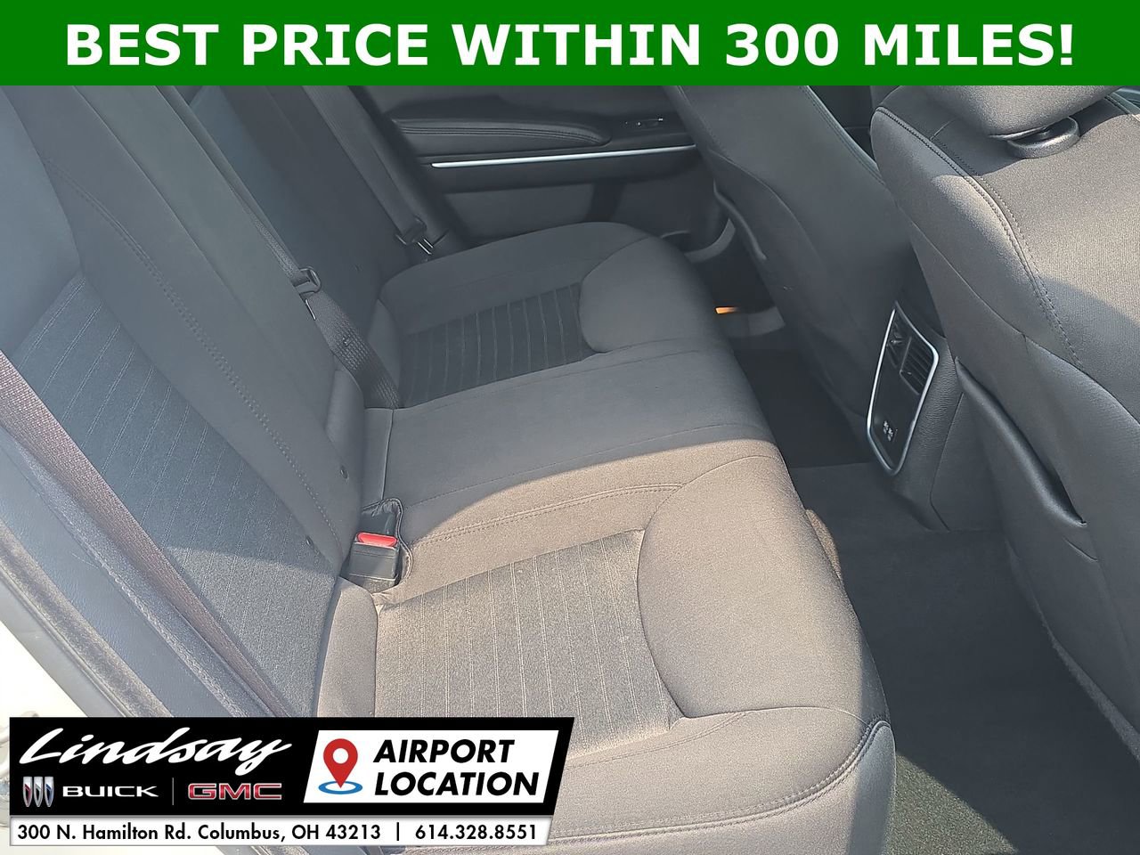 Used 2022 Chrysler 300 Touring image 25