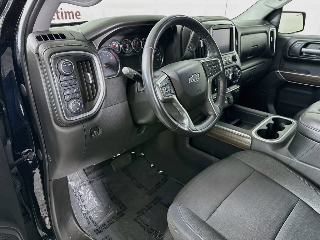 Used 2021 Chevrolet Silverado 1500 LT Trail Boss w/ Bed Protection Package AWD/4WD image 17