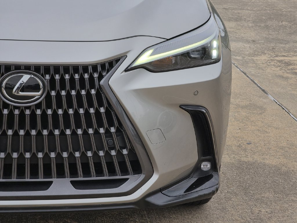 Used 2024 Lexus NX 250 FWD w/ Cold Area Package image 4